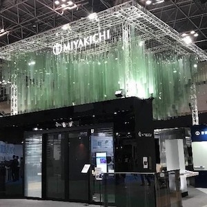 宮吉硝子01