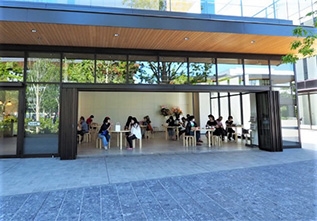 15. 建物は